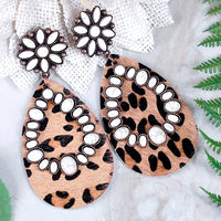 Load image into Gallery viewer, 73984 - Flower Leopard Earrings
