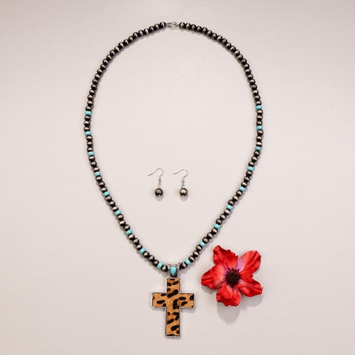 72706 - Leopard Cross Beaded Necklace