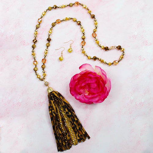 72702 - Animal Print Tassel Necklace - Gold