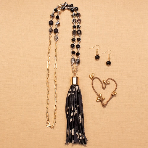 72693 - Beaded Tassel Necklace