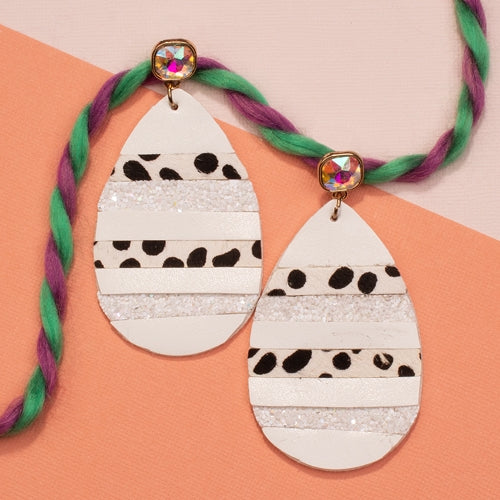 734052 - Stripe Leopard Earrings - White