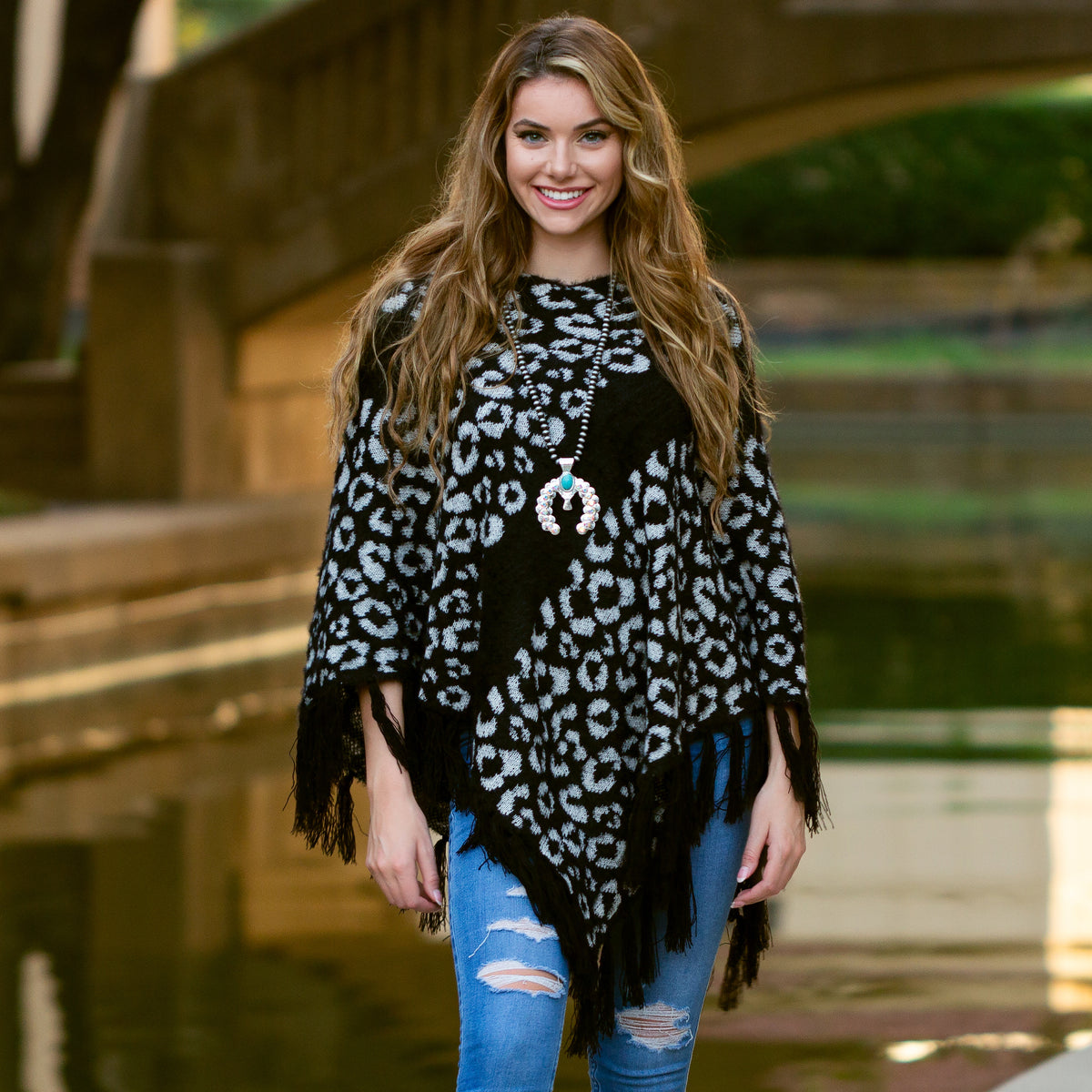 6387 - Leopard Poncho With Fringe Black