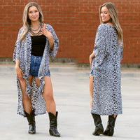 Load image into Gallery viewer, 6625 - Grey Leopard Print Duster - Grey

