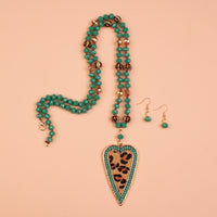 Load image into Gallery viewer, 72740 - Beaded Leopard Heart Necklace - Turquoise
