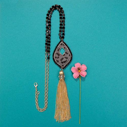 72772 - Animal Print Beaded Tassel Necklace - BLACK GOLD