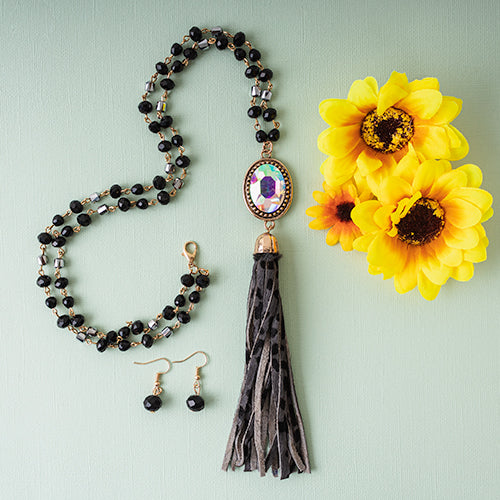 72785 - Animal Print Beaded Tassel Necklace - Black