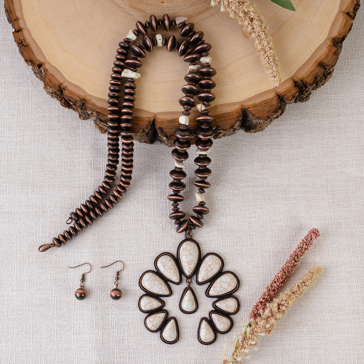 72822 - Squash Blossom Necklace - Ivory & Copper