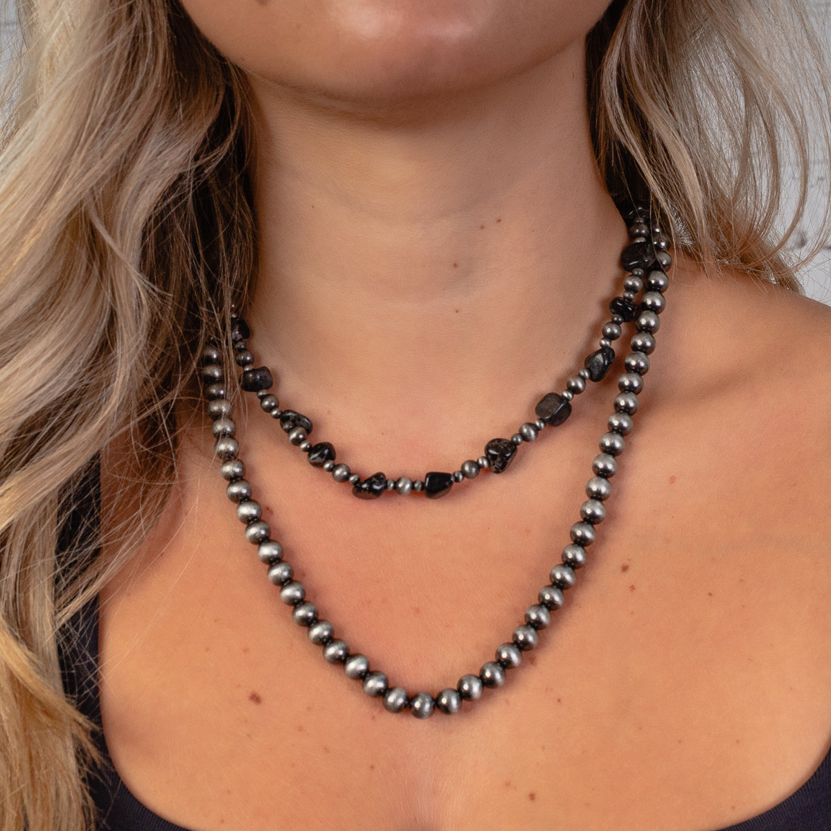 72824 - Beaded Squash Blossom Stone Necklace - Black & Silver