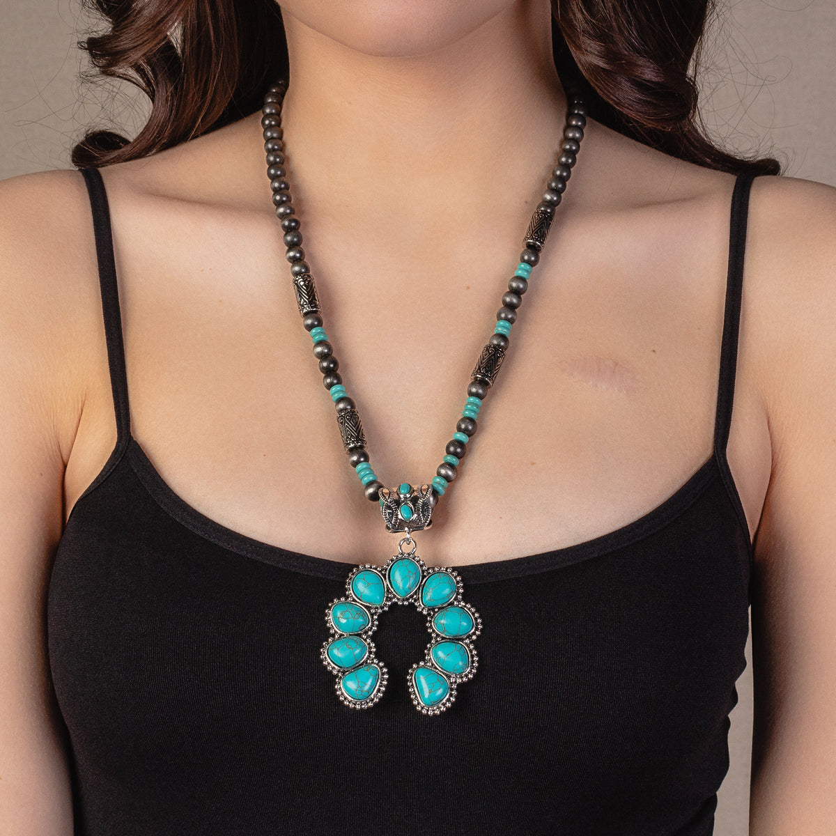 72906 - Squash Blossom Pendant Necklace - Turquoise & Silver