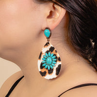 Load image into Gallery viewer, 734003 - Turquoise and Leopard Earrings - Turquoise &amp; Silver
