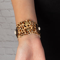 Load image into Gallery viewer, 74750 - Squash Blossom Cuff Bracelet - Ivory
