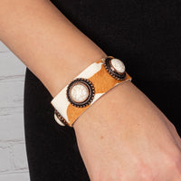 Load image into Gallery viewer, 74753 - Squash Blossom Cuff Bracelet - Ivory
