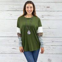 Load image into Gallery viewer, 90400 - Leopard Sleeve Spirit Jersey Top
