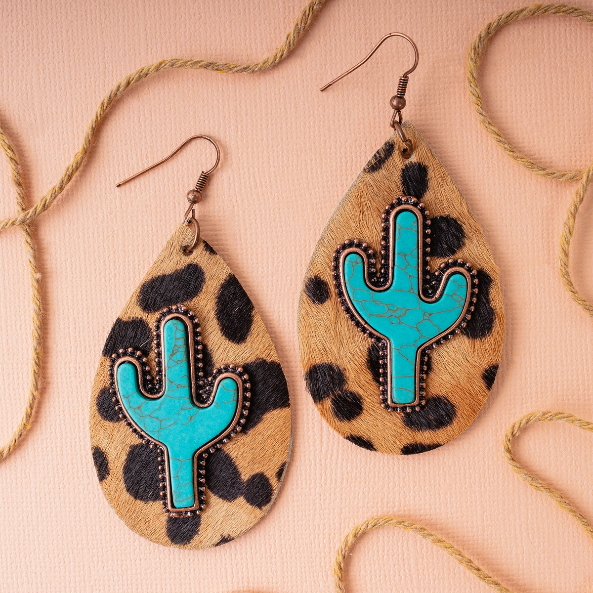 93024 - Cactus Animal Hide Earrings - Leopard