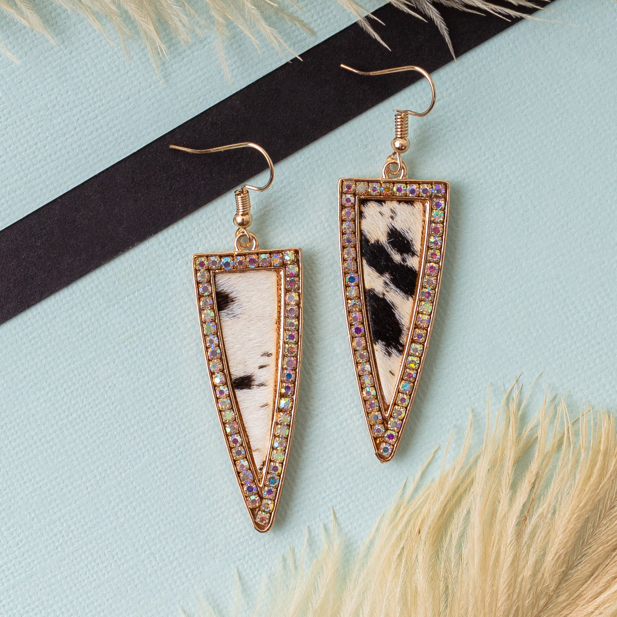 93032 - Triangle Animal Print Earrings - White