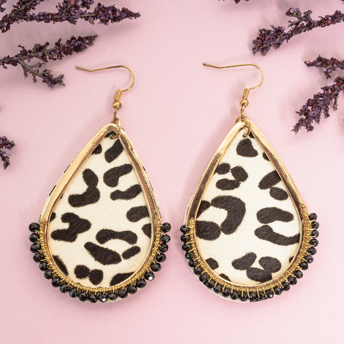 93062 - Animal Print Drop Earrings - Black & White