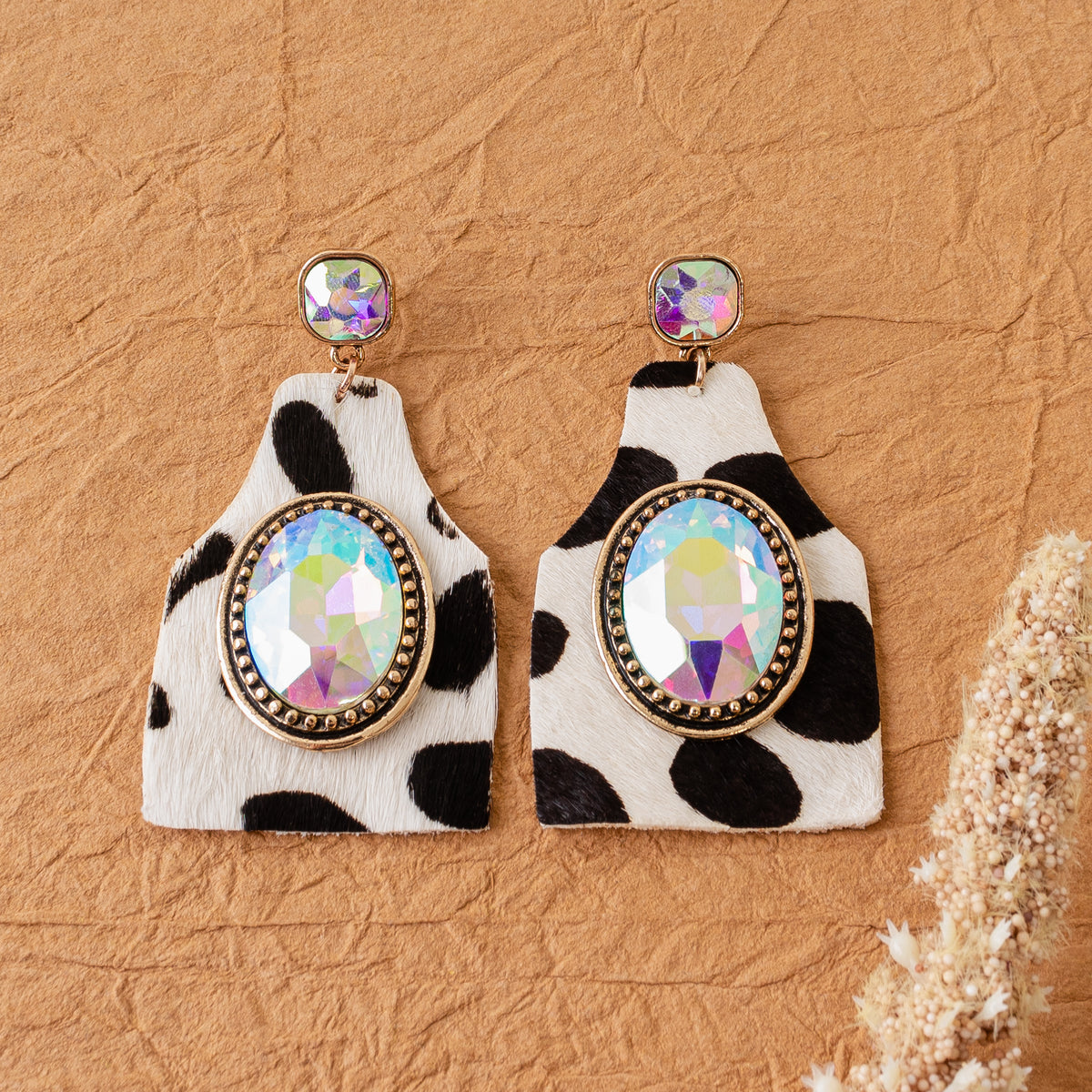 93100 - Rhinestone Animal Hide Earrings - Black & White